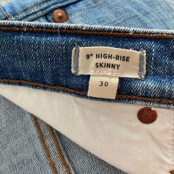 Madewell 9” High Rise Skinny Jeans - Picture 3 of 4